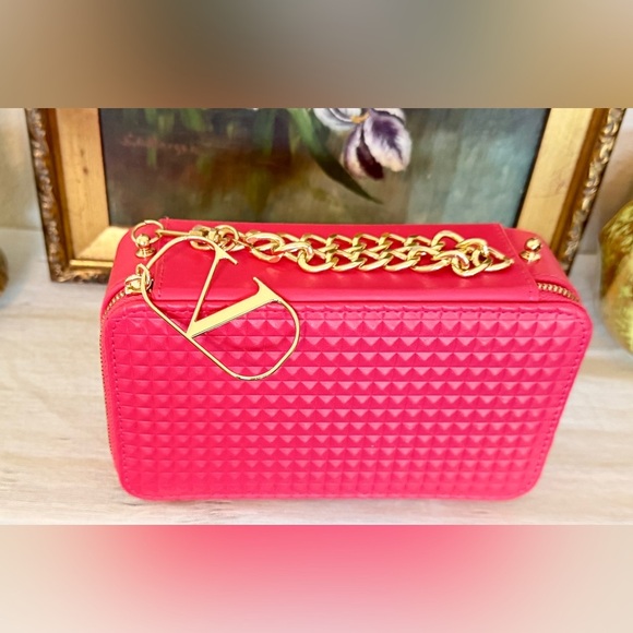 Valentino Garavani Pink Zipped Rectangular Hard-Case - Picture 2 of 8